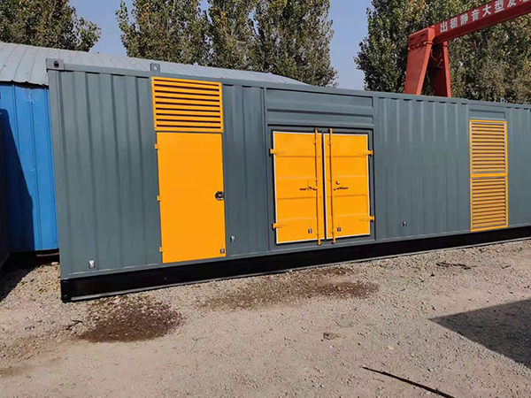 龙文300kw 柴油发电机组用多大的空气开关？